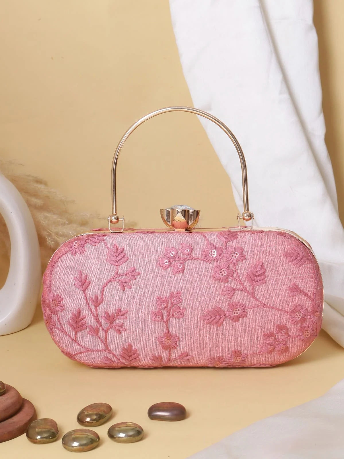 Handle Clutch