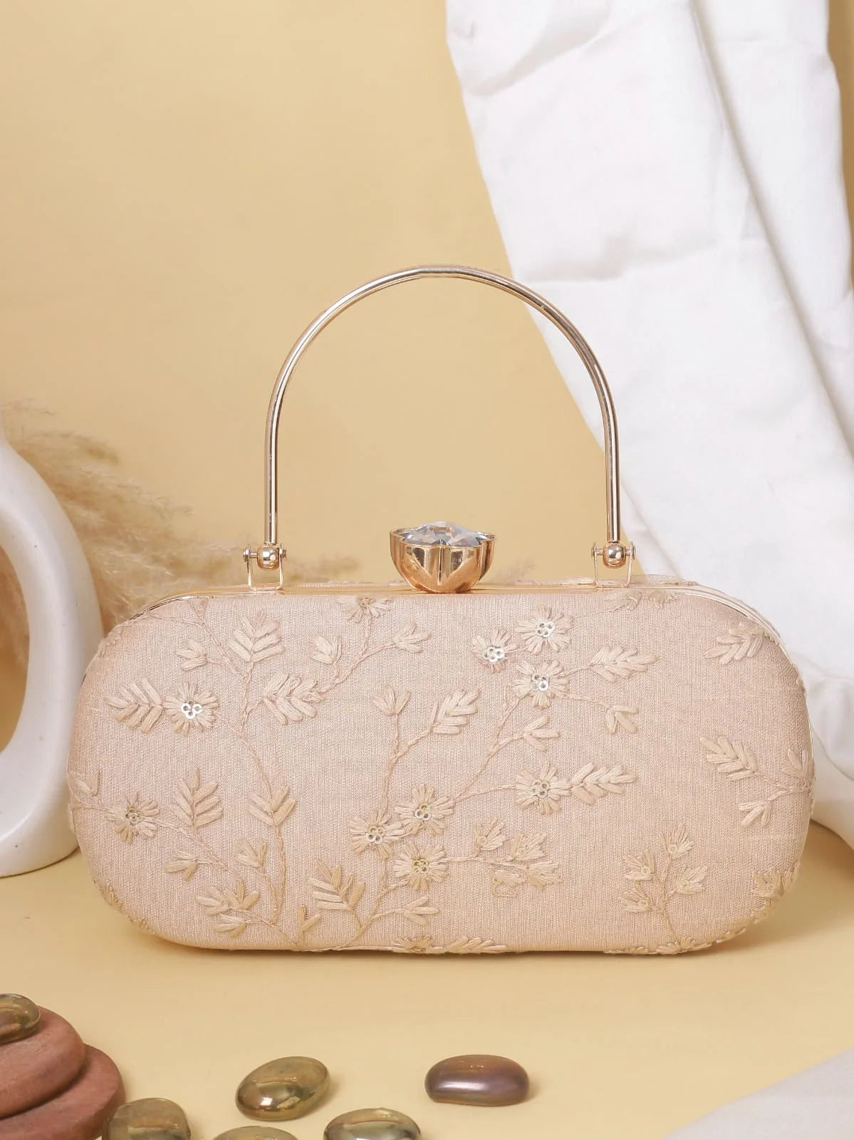 Handle Clutch